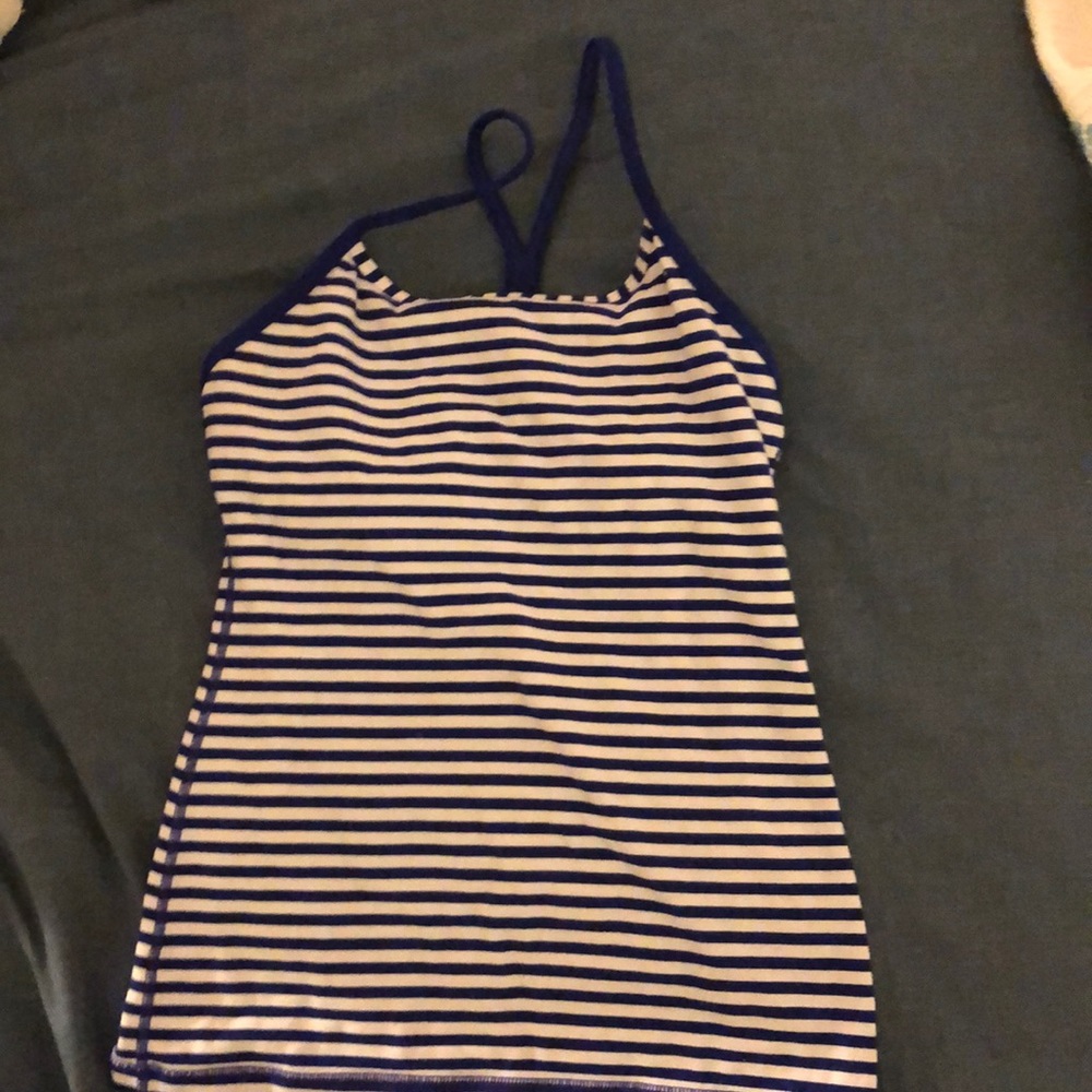 Lululemon work out top